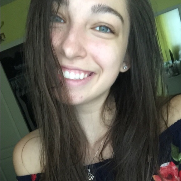 Meet your Posher, Samantha - Picture 1 of 1